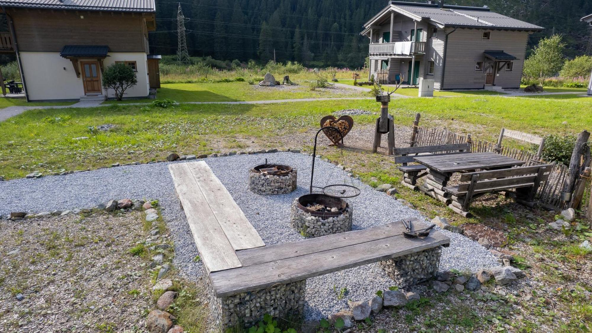 Tauerndorf Enzingerboden Ski In&Out - Steinbock Lodges Eksteriør bilde